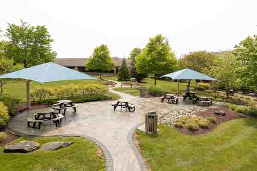 patio-firepit-fireplace-outdoor-kitchen-8747