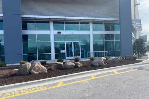 Hardscaping-Commercial-Building