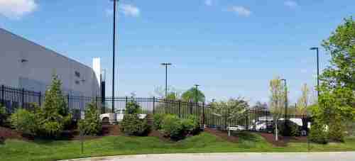 Commercial-Lawn-Maintenance